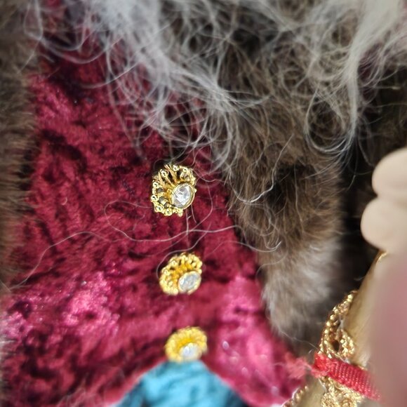 16" Grandeur Noel Santa Claus /Detailed Fabric Collectors Edition/Christmas - Picture 8 of 12